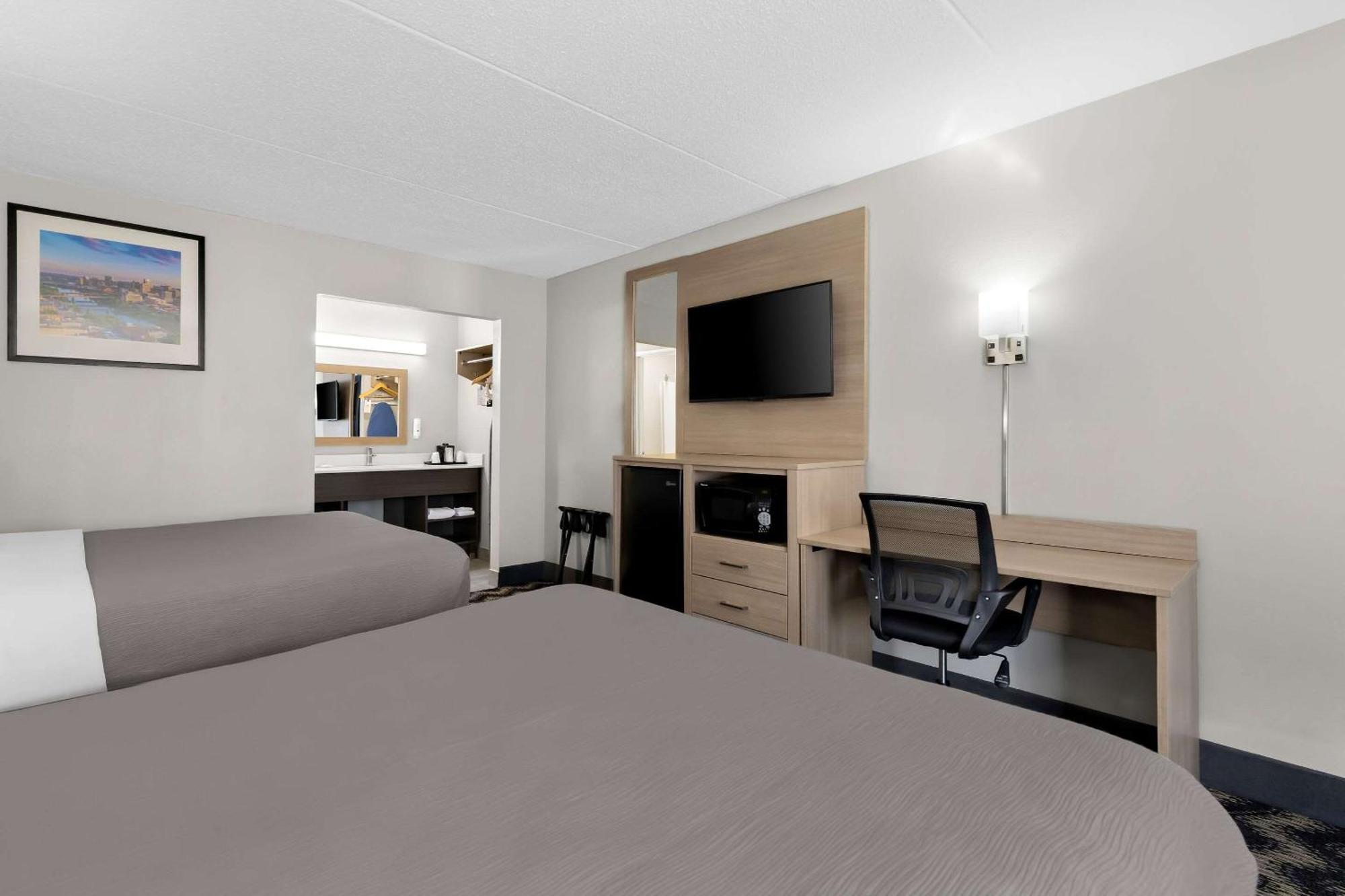 Quality Inn Nashville - Opryland Area Buitenkant foto