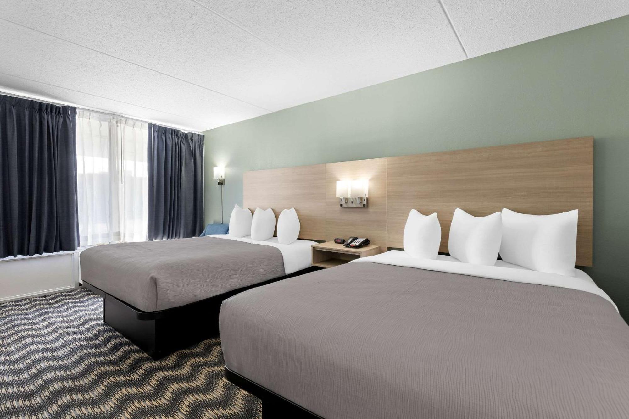 Quality Inn Nashville - Opryland Area Buitenkant foto