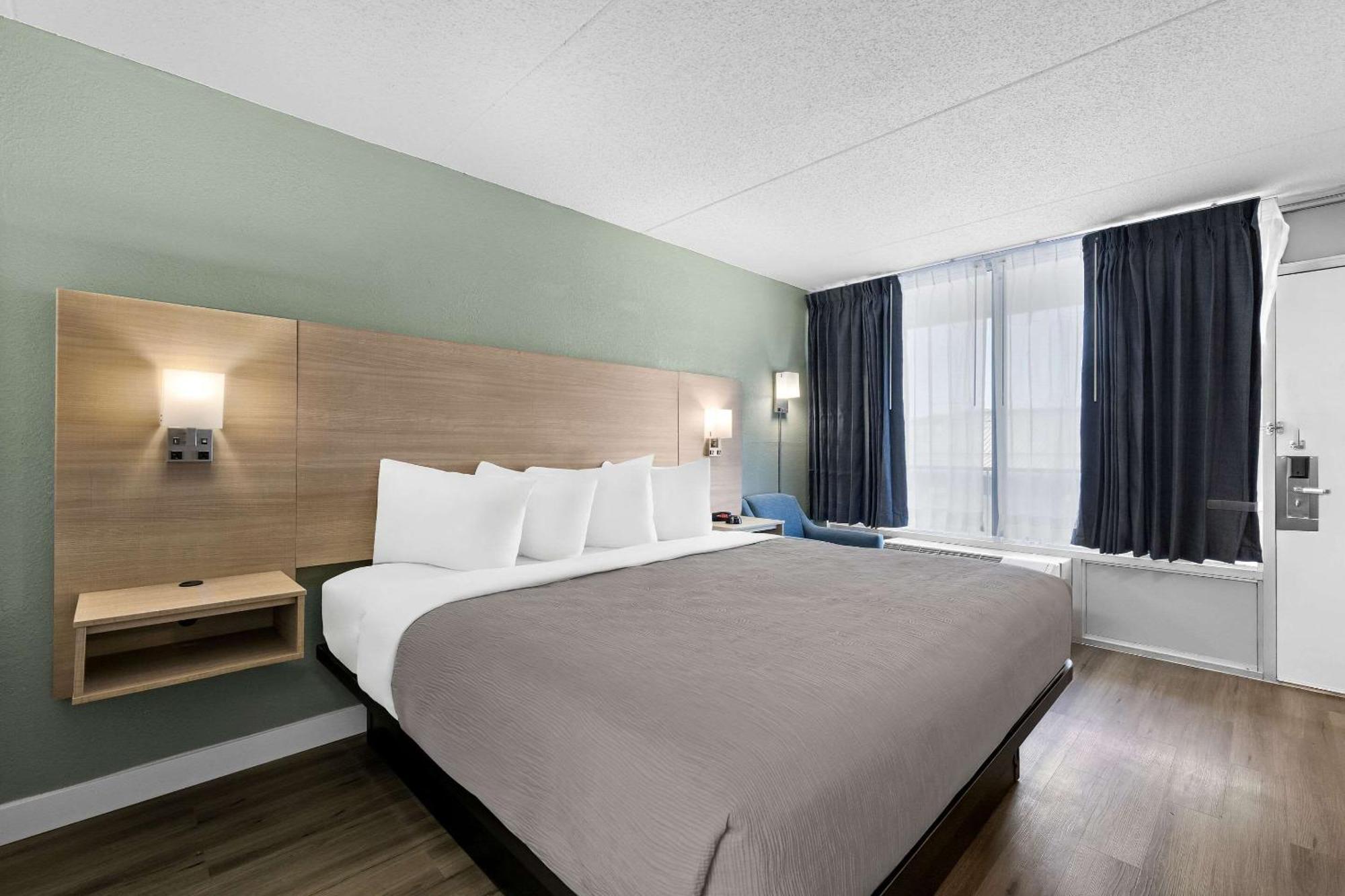 Quality Inn Nashville - Opryland Area Buitenkant foto