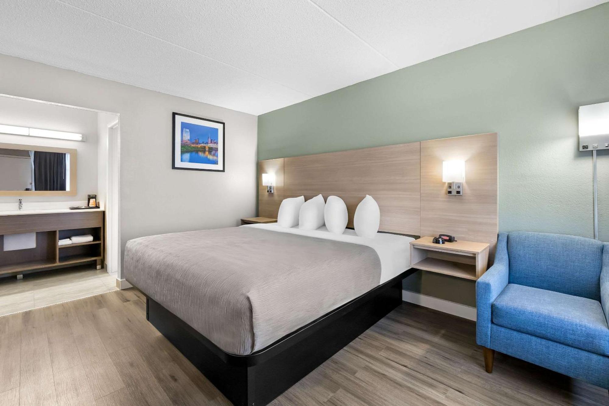 Quality Inn Nashville - Opryland Area Buitenkant foto